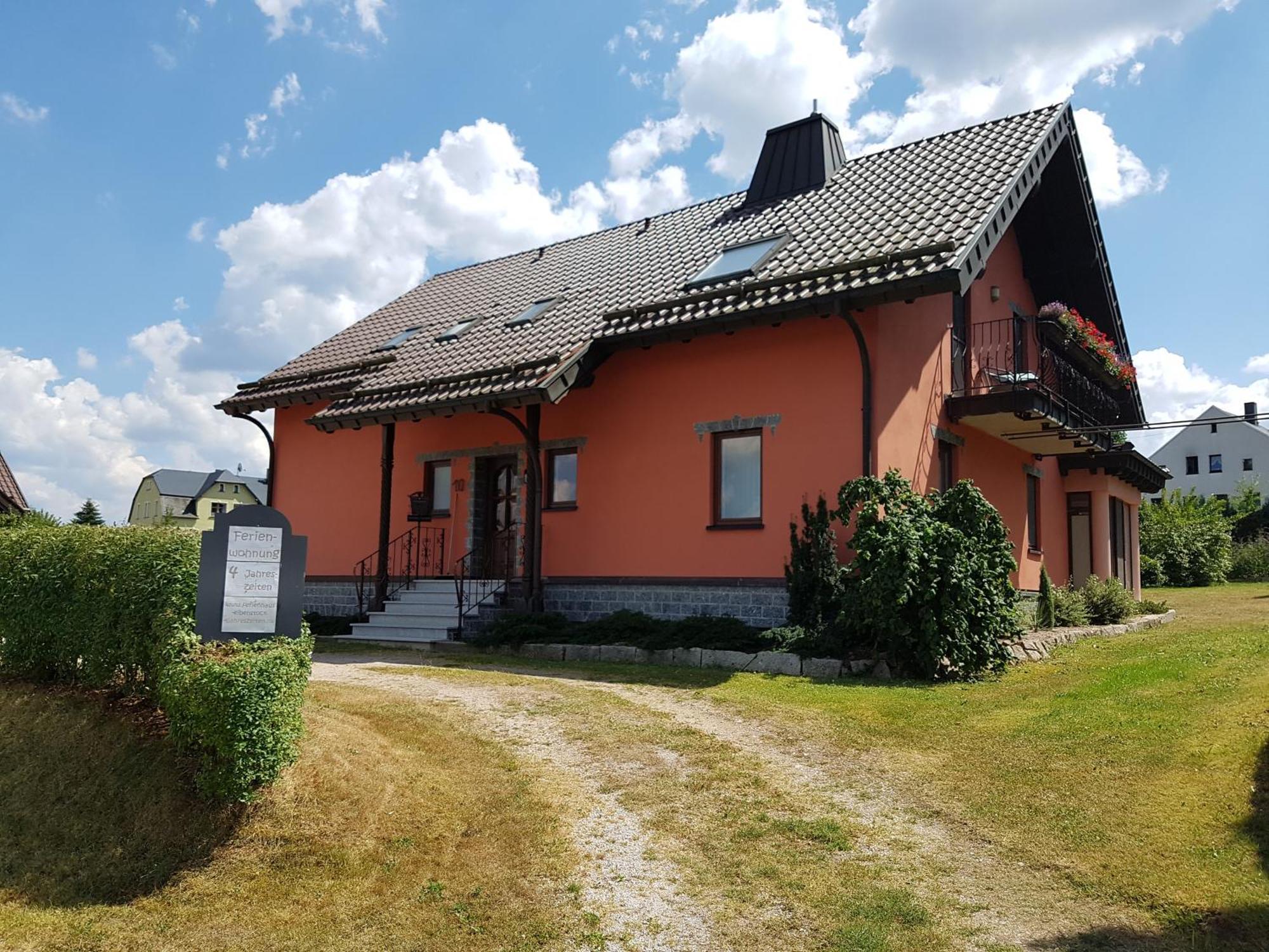 Gemuetliche Ferienwohnung Im Schoenen Erzgebirge - Wohnung Fruehling Eibenstock Exterior photo
