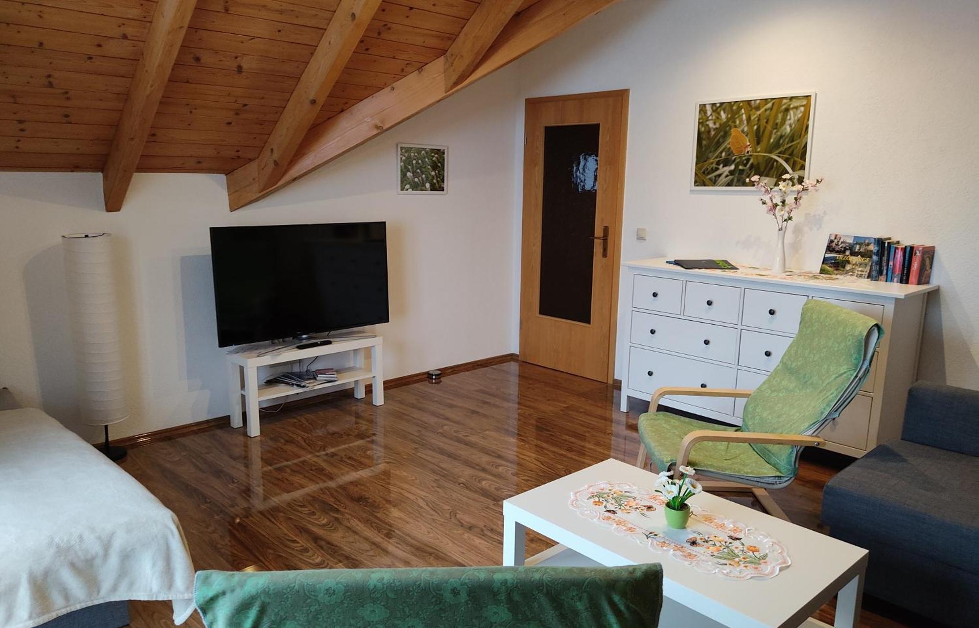 Gemuetliche Ferienwohnung Im Schoenen Erzgebirge - Wohnung Fruehling Eibenstock Exterior photo